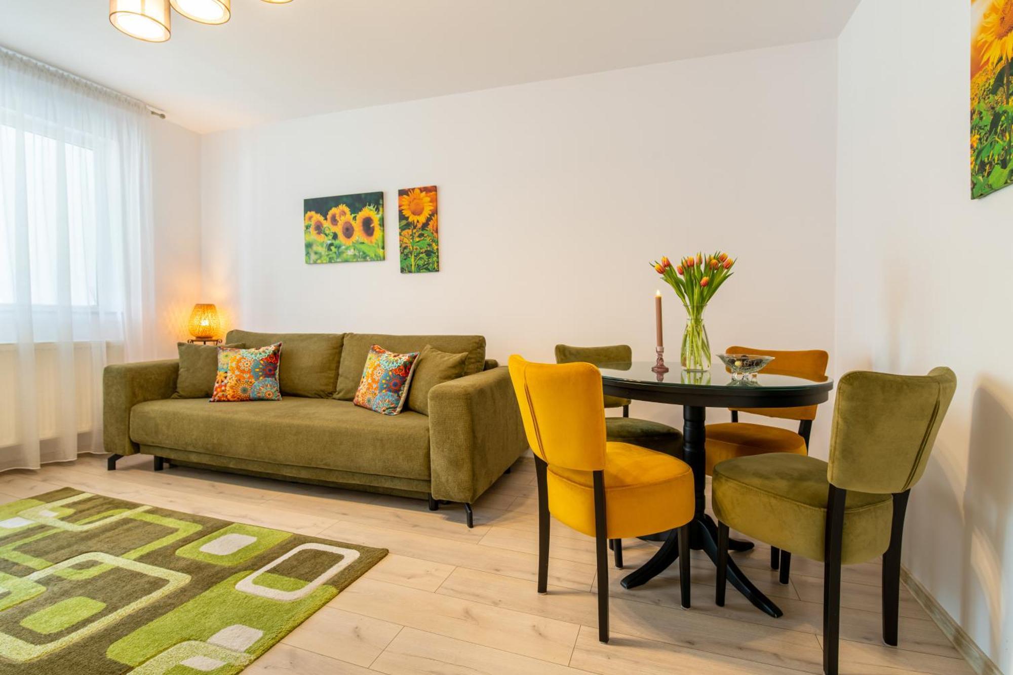 Springhome - Cozy Apartment With Balcony & Parking บราชอฟ ภายนอก รูปภาพ