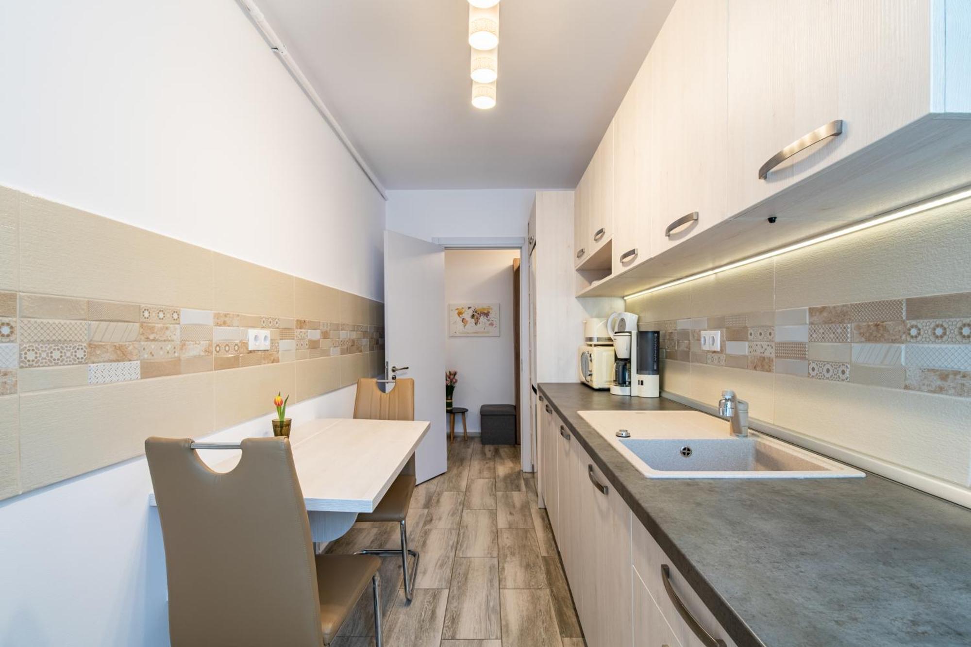 Springhome - Cozy Apartment With Balcony & Parking บราชอฟ ภายนอก รูปภาพ