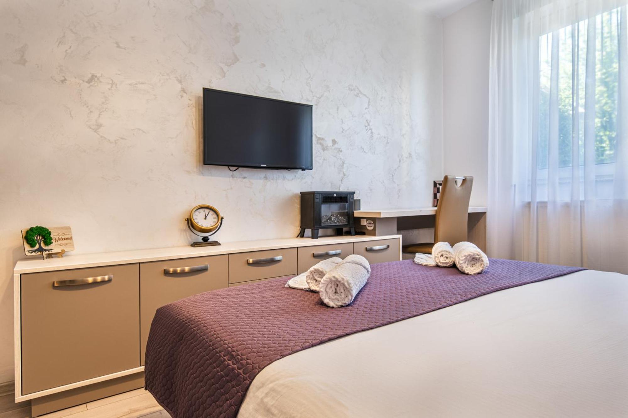 Springhome - Cozy Apartment With Balcony & Parking บราชอฟ ภายนอก รูปภาพ